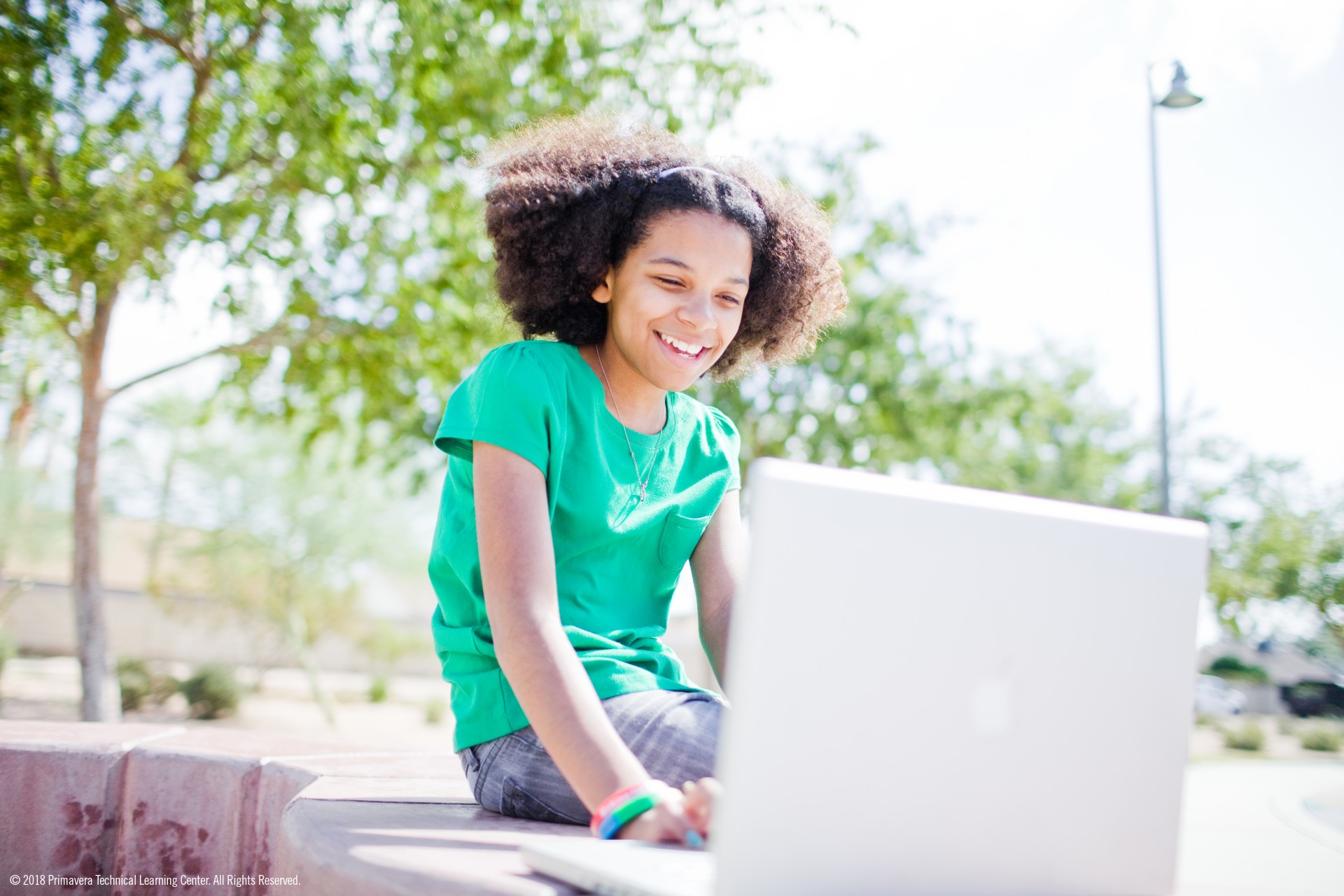 Primavera-Call-Back-30 Student working outside